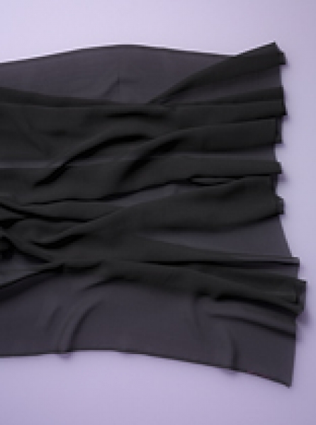 Seide (Meterware) Crêpe Georgette 10, schwarz; 135